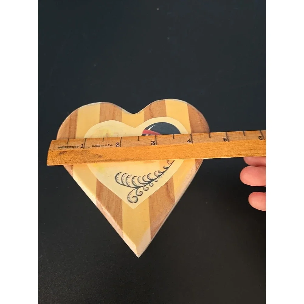 Wooden Heart Shaped Jewelry‎ Trinket Box Handmade Wood 4.5 x 4.5